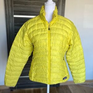PATAGONIA Yellow and Gray Puffer Jacket